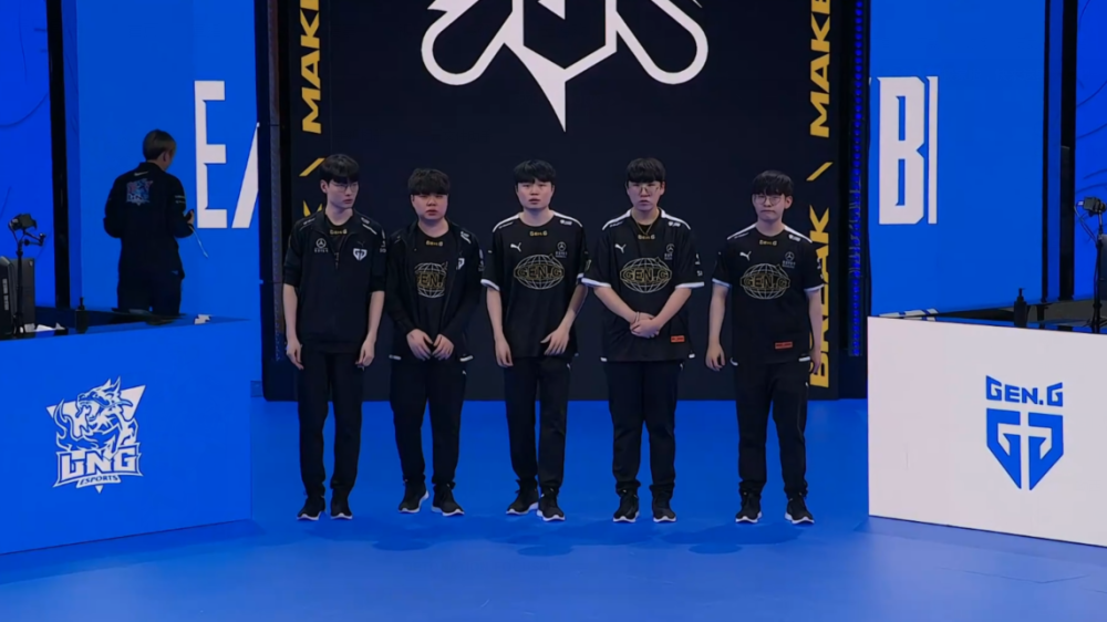 让人们期待 让人们期待