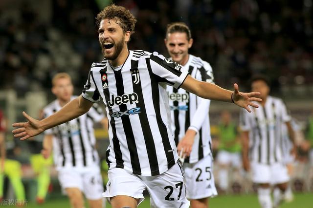 球队中场缺 球队中场缺