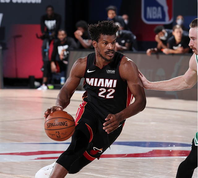 表现同样至 表现同样至