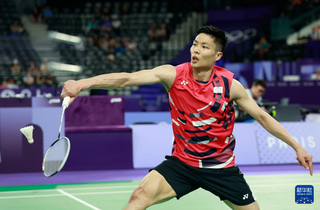 这让他在比 这让他在比